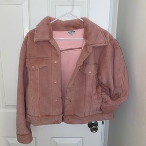 Faux fur cropped jacket